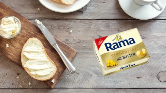 Rama Streichzart mit Butter