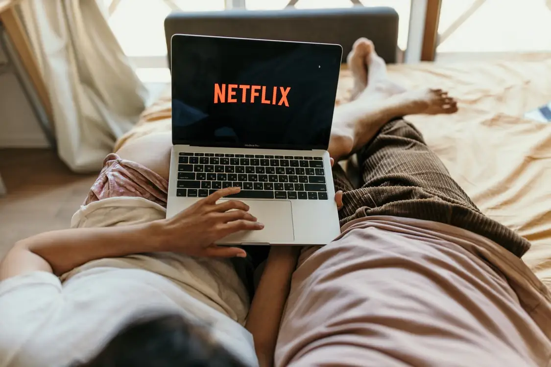 Netflix erhöht Preise: Was du jetzt wissen musst um bis zu 3 Monate länger den alten Preis zu zahlen